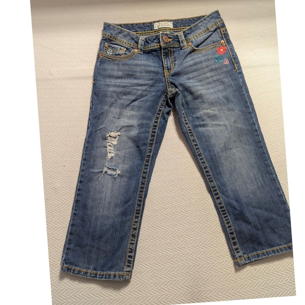 Aeropostale Womens 5/6 Cropped Jeans Floral‎ Embroidered Distressed Y2K